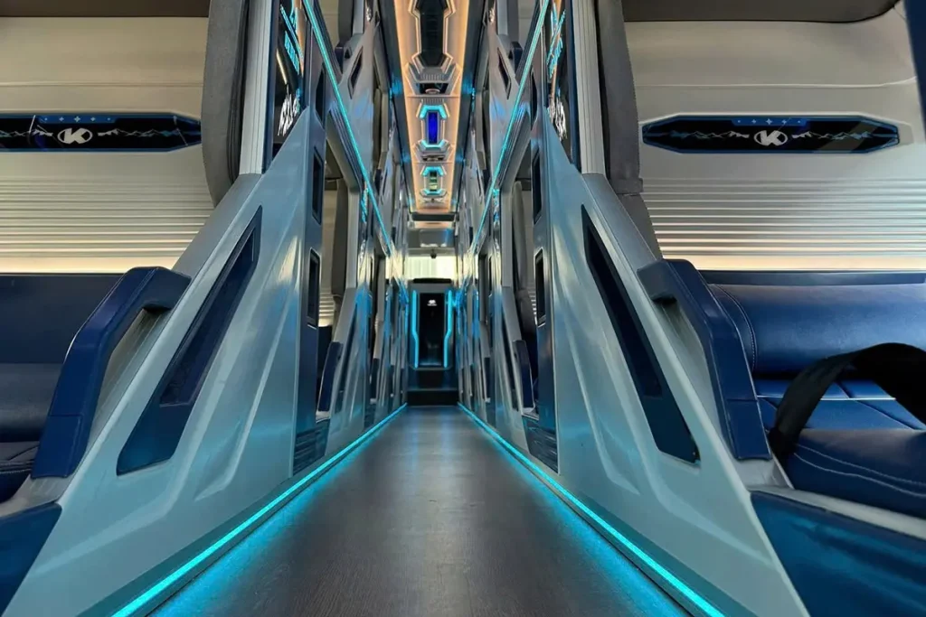 Strip Việt Nam - Hình 7