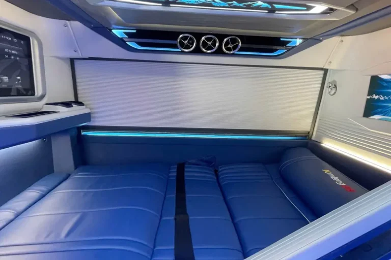 Strip Việt Nam - Hình 4